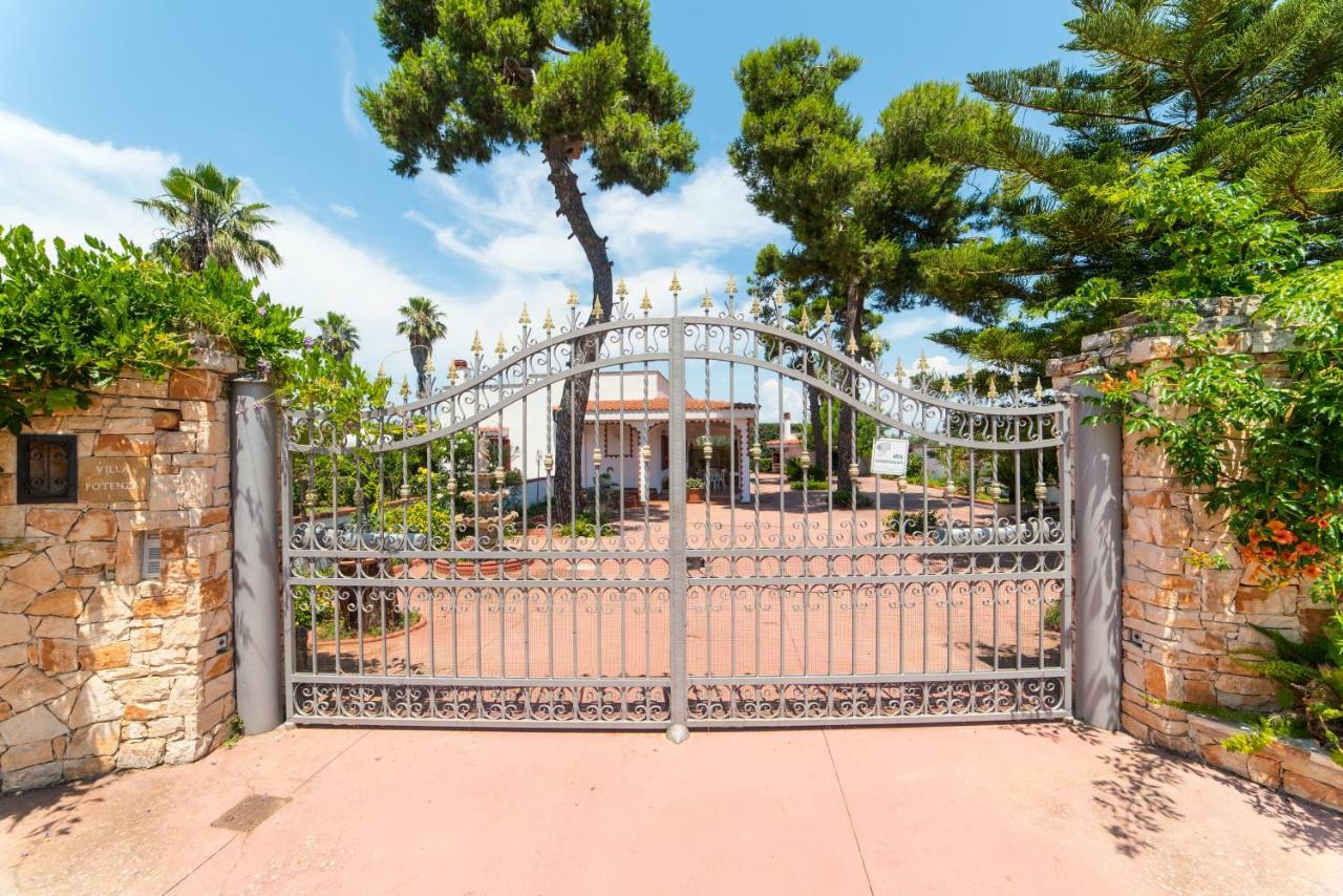 Villa Potenza Galatone Exterior foto